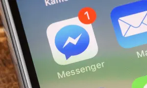 Ikona Messengera z powiadomieniem. Chcesz wiedzieć, jak zalogować się na Messengera nie pamiętając hasła?