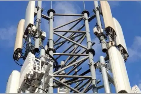 Jak sprawdzić zasięg 5G i uniknąć problemów z łącznością w Polsce