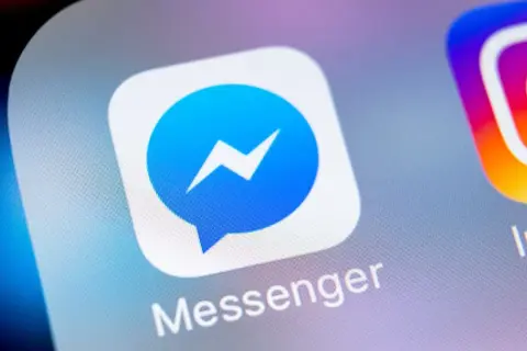 Jak usunąć wszystkie zdjęcia z Messengera i uwolnić pamięć telefonu