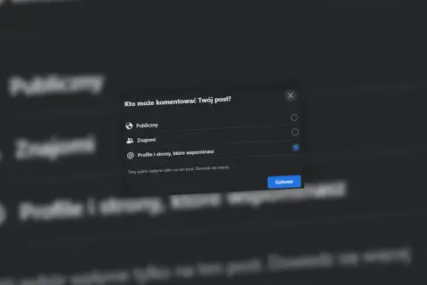 Ustawienia prywatności na Facebooku: wybierz, kto może komentować Twój post. Opcje to: Publiczny, Znajomi, Profile i strony, które wspominasz.