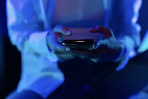 Recenzja aplikacji mobilnej dla polskich użytkowników - funkcje i dostępność