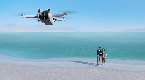 Jaki zasięg ma dron? Odkryj, co wpływa na jego możliwości