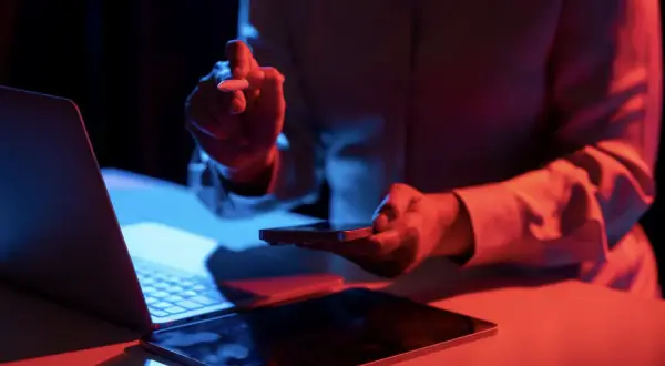 Polskie platformy rozrywkowe online – jak działają i co oferują