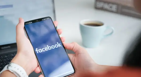 Jak dodać zdjęcie na Facebooku - proste kroki, które musisz znać