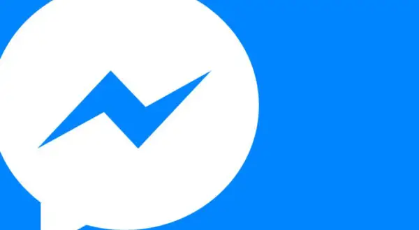 Logo Messengera. Zastanawiasz się, czy da się odzyskać konwersacje na Messengerze? Ikona aplikacji na niebieskim tle.