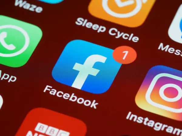 Jak założyć nowy profil na Facebooku i uniknąć powszechnych błędów